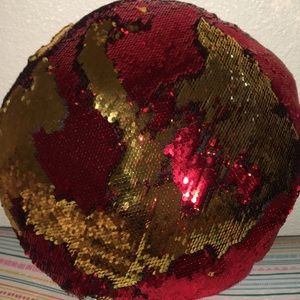Sequins pillow